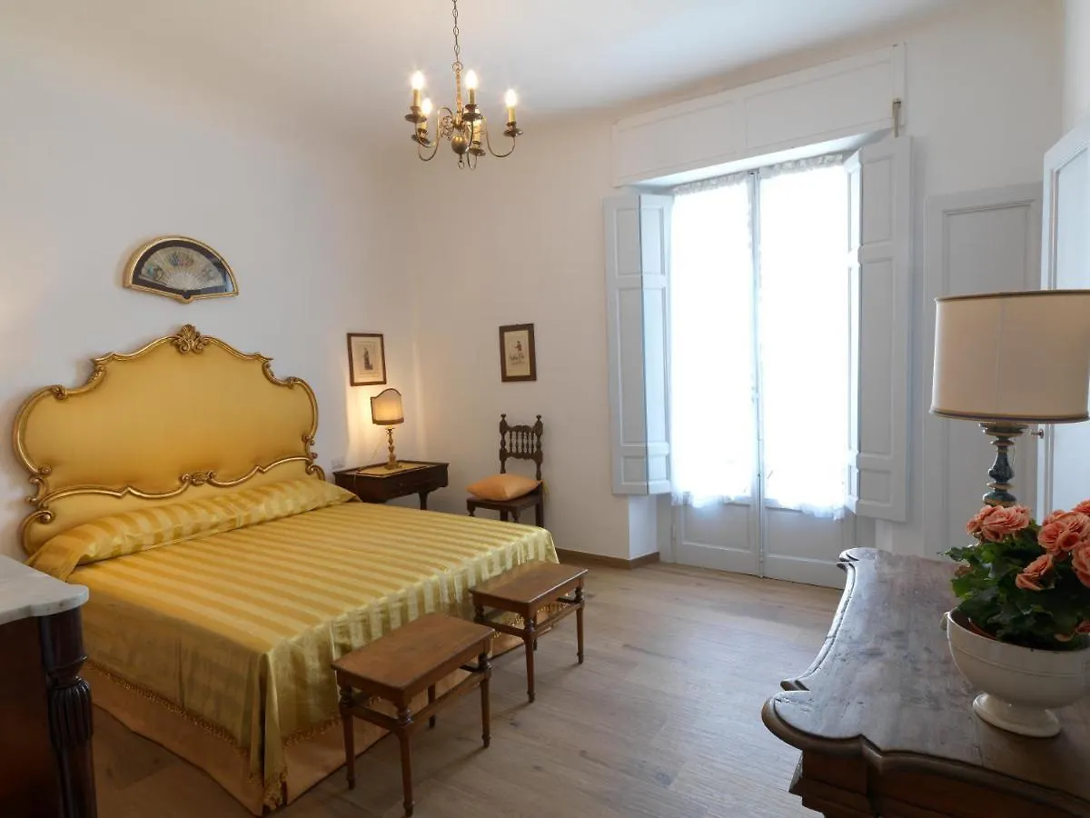 Giardino D'Azeglio Locazione Turistica Apartment Florence Italy